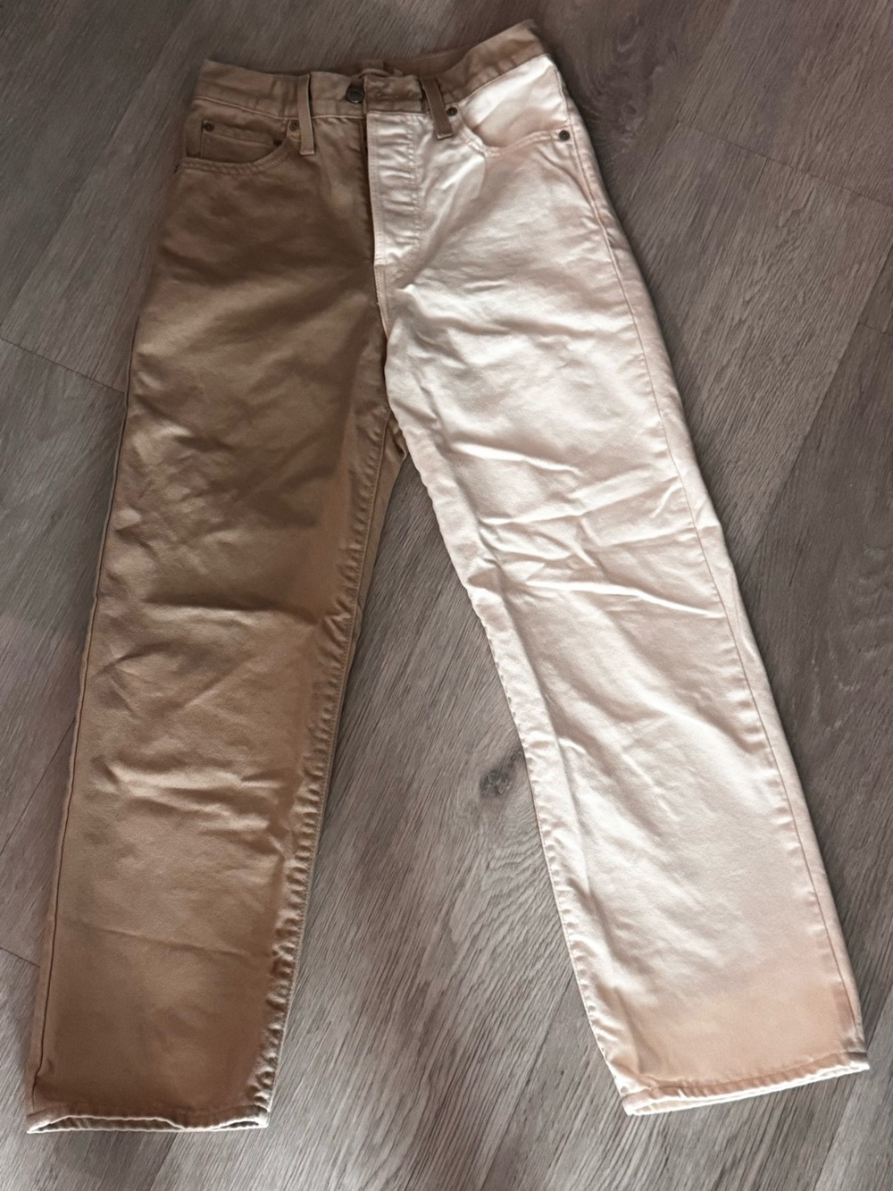 Levi's Two-Tone Straight Jeans in Cream & Khaki